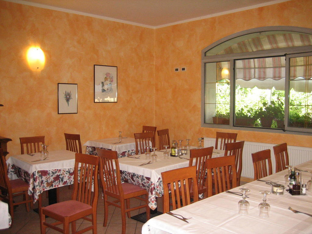 Grizzana Albergo Ristorante Sterlina חדר תמונה